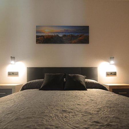 Apartamentos Fuente La Pipa Avín Dış mekan fotoğraf
