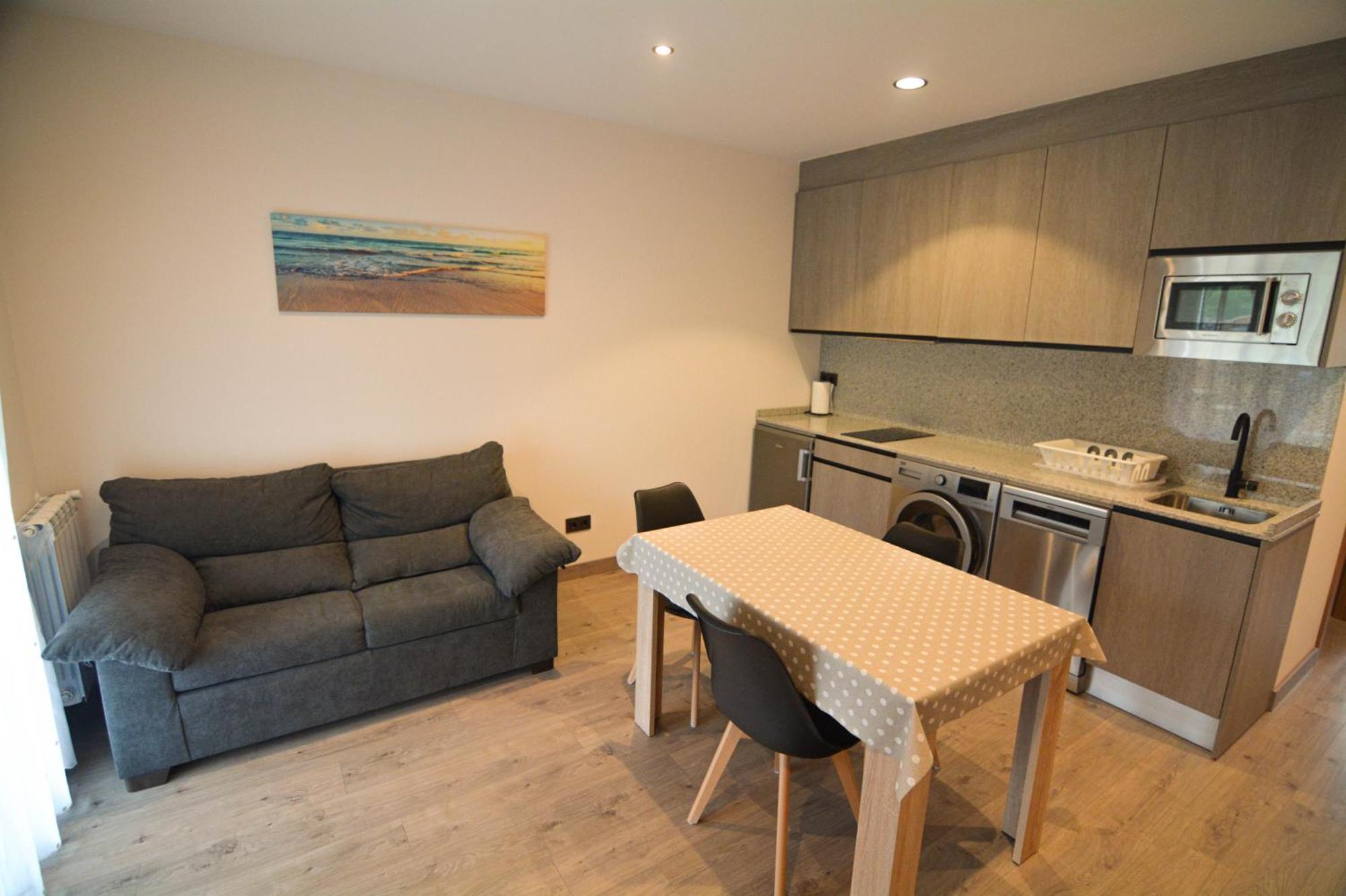 Apartamentos Fuente La Pipa Avín Dış mekan fotoğraf